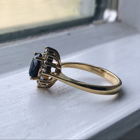 Black Stone Oval Ring with Halo Size 7 - Picture 3 of 14